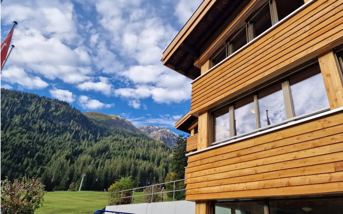 Pradotel im Sommer